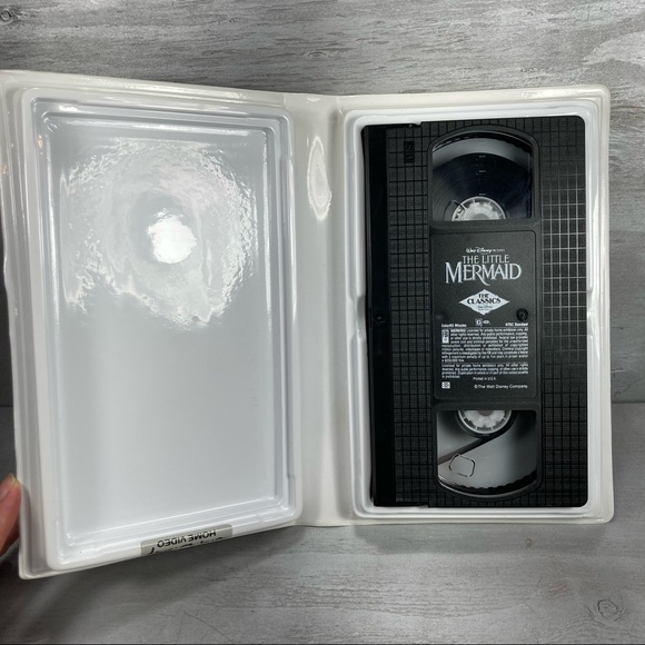 The Little Mermaid Banned Artwork Cover Black Diamond VHS - Picture 12 of 16